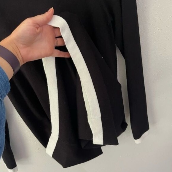 AGB Black Long Sleeve Dress with White Accents - Picture 5 of 5